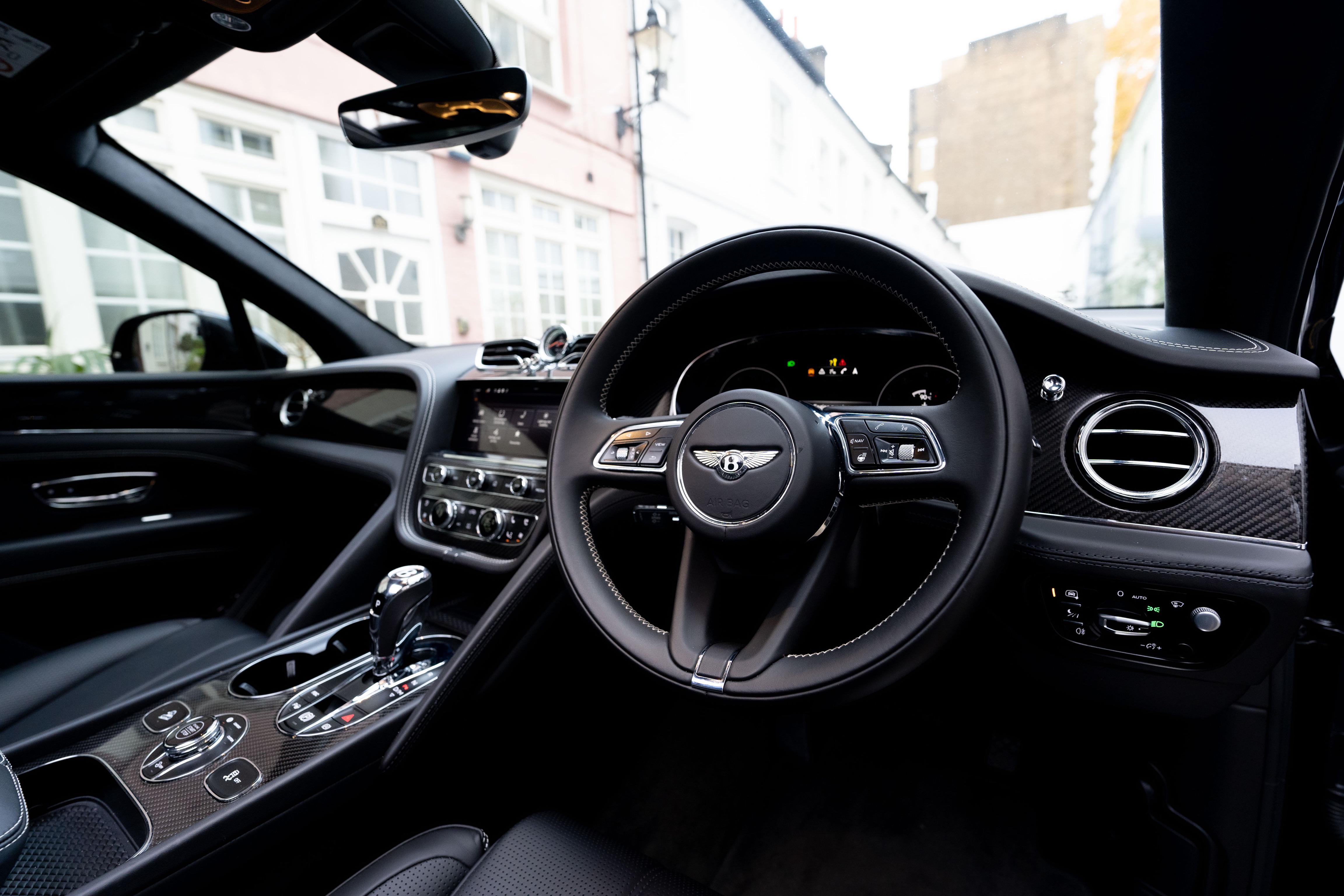 Bentley Bentayga interior 7