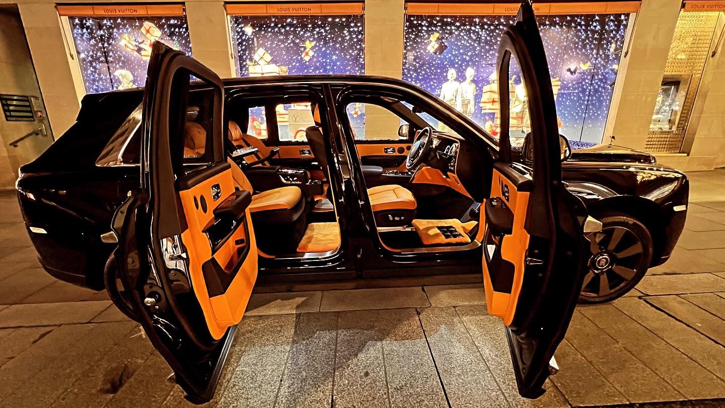 Rolls-Royce Ghost interior view 6
