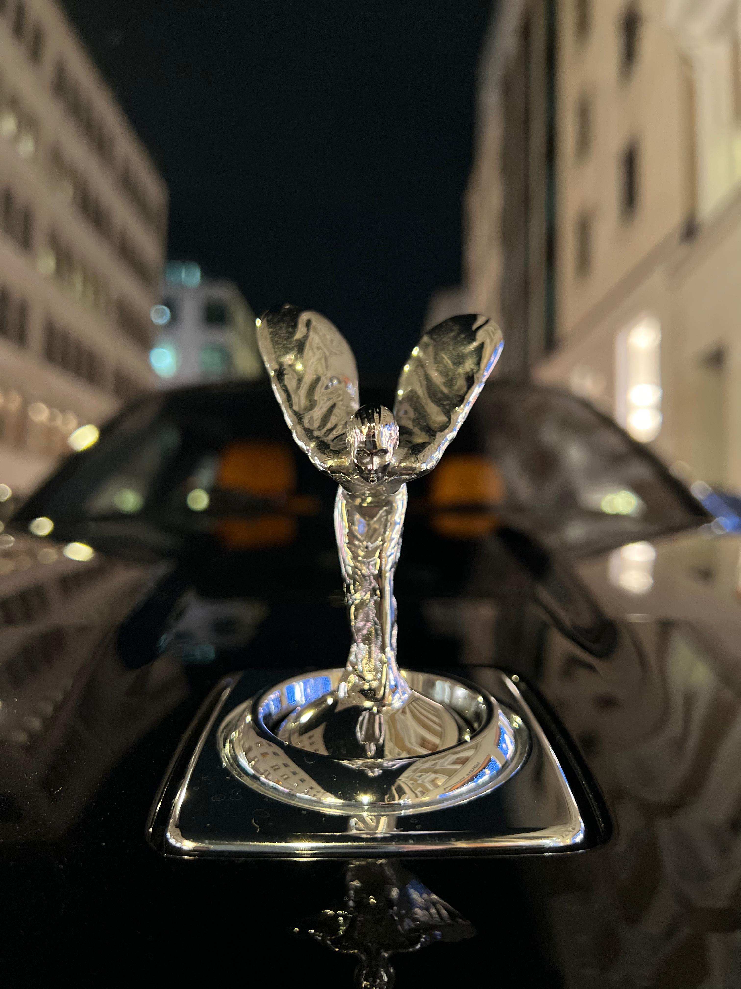 Rolls-Royce Ghost interior view 9